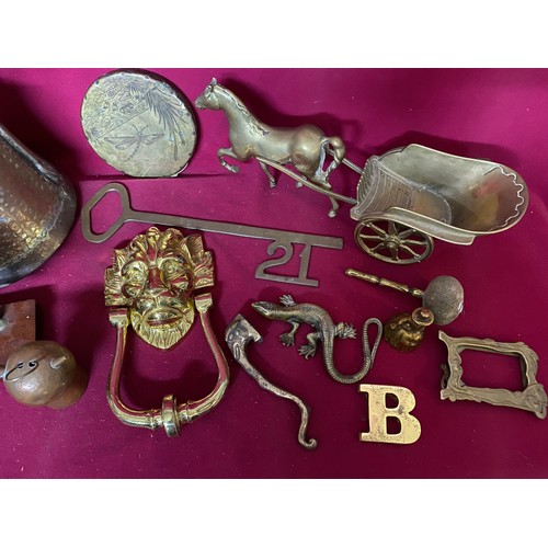 51 - Box of brass and copper ornaments and curios