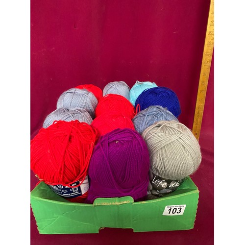 103 - Collection of 12 x 100g knitting wool, assorted colours