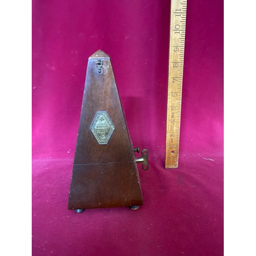 113 - Vintage Maelzel Paquet metronome 1815 - 1846 complete with key