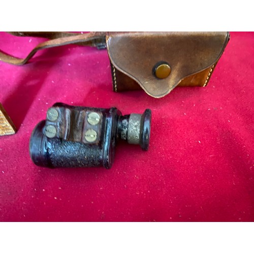 122 - WW1 German 1916 Carl Zeiss M.Blink 16 signal lamp and blink monocular with original case