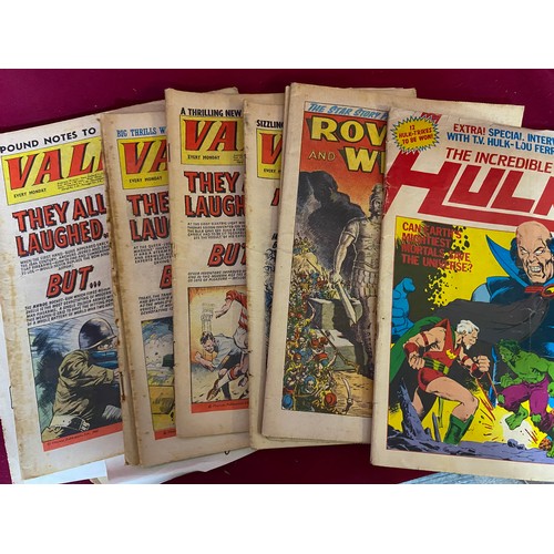 33 - Collection of old comics.