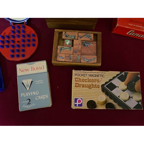 188 - Selection of retro and vintage games including scrabble, solitaire, draughts, canasta and wooden blo... 