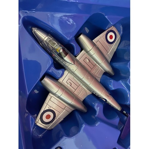 236 - Corgi Aviation Archive AA35001 Gloster Meteor F.Mk.8 RAAF Sqn, RAF West Malling,1953 - 1:72 Scale