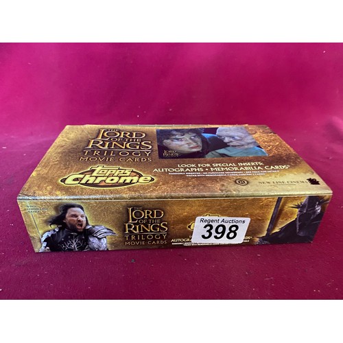 398 - 15 sealed packets, Topps Lord of the Rings chrome trilogy cards in box, made in 2004