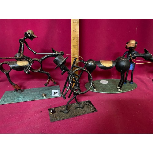 44 - Collection of metal figures and horses.