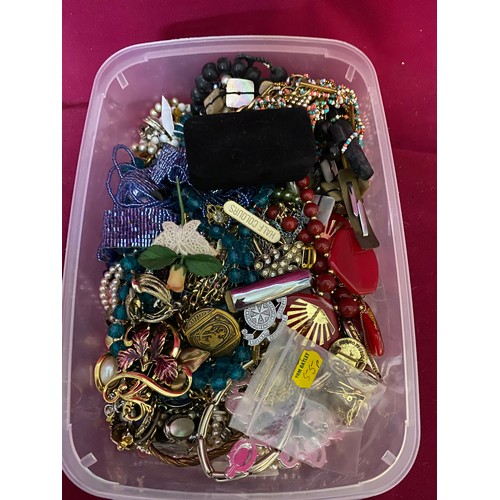 58 - Box of vintage costume jewellery