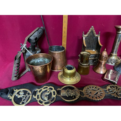 76 - Box of Brass, Copper and metalware