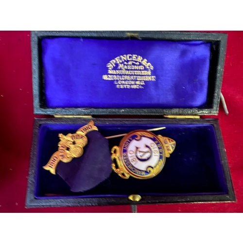 378 - Collection of vintage car parts and accessories. Also a 1910 Manchester Unity IOOF medal