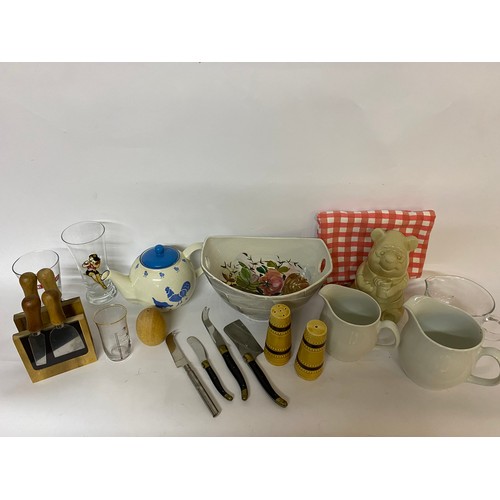 117 - Assortment of vintage Kitchenalia including Pooh Bear honey pot, Laguiole cheese knives, jugs, salt ... 