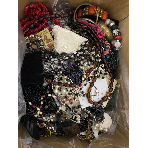 166 - Large selection of costume jewellery.