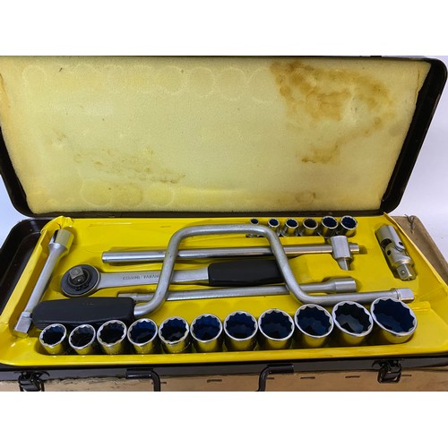 168 - Williams Superslim Socket set.