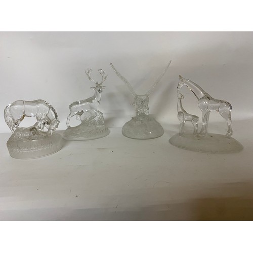 171 - Selection of 4 x glass animal ornaments. Eagle measures 20cms.