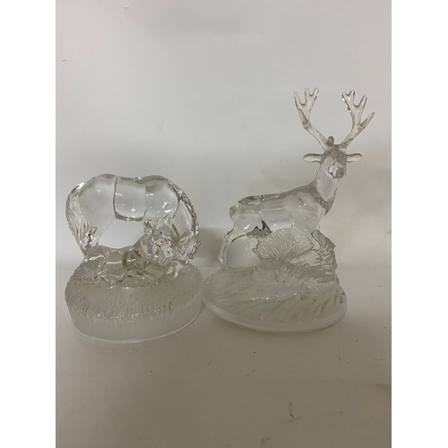 171 - Selection of 4 x glass animal ornaments. Eagle measures 20cms.