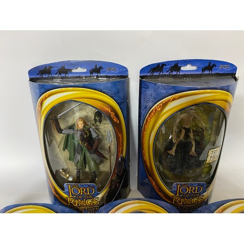 334 - ToyBiz Lord of the Rings, 15 x figures new and sealed on card from The Fellowship of the Ring 2001, ... 