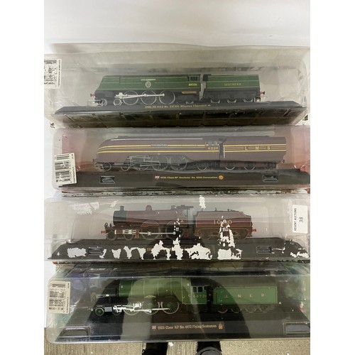 38 - 4 Model Railway Engines