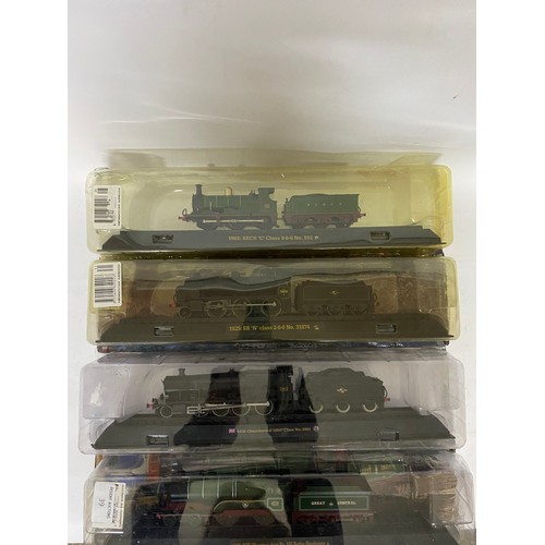 39 - 4 Model railway engines