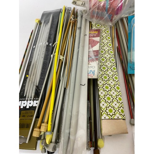 56 - Bag of knitting needles and crochet hooks