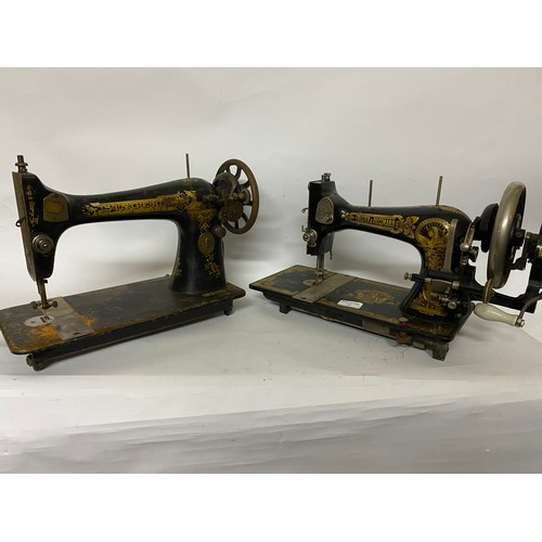 59 - 2 x Singer sewing machines for spares or repair