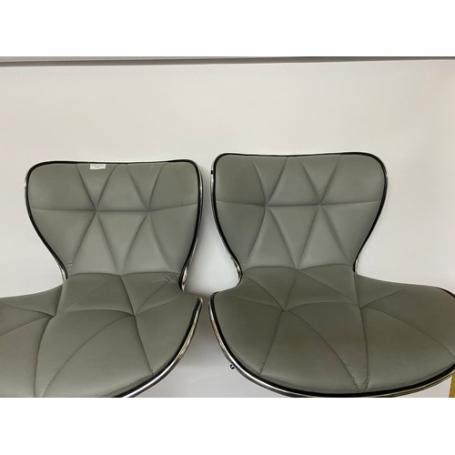 375 - Pair of bar stools in grey with chrome trim