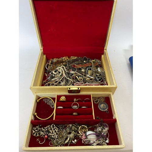 396 - Jewellery box filled with costume jewellery