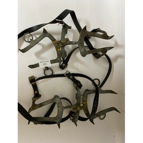 401 - Set of vintage 10 point crampons possibly military