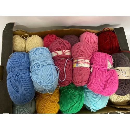 417 - Selection of 18 x balls of 100g wool, assorted colours