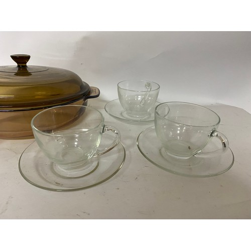 451 - Selection of vintage French glassware including 6 x Arcoroc cups and saucers and a Vision de Corning... 