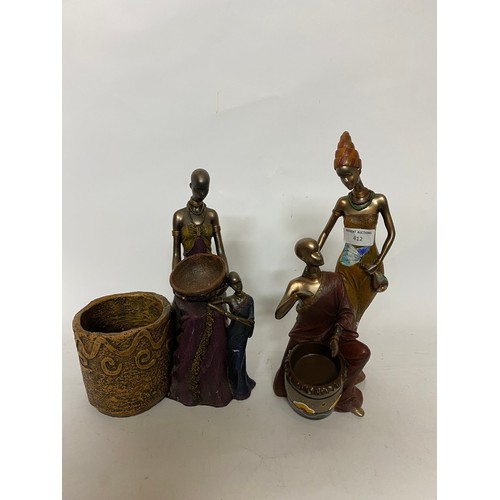 412 - 2 x African Tribal family ornaments measuring 28 cms tall