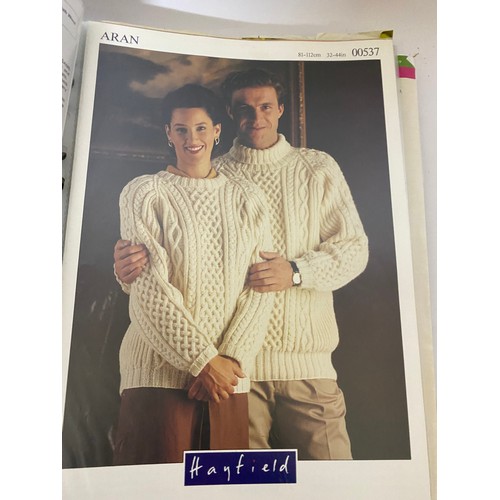 593 - Album of Knitting patterns