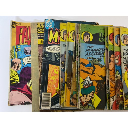 551 - Collection of vintage comics