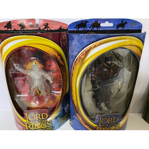 777 - 15 x Toy Biz Lord of the Rings new sealed condition and all different figures from Fellowship of the... 