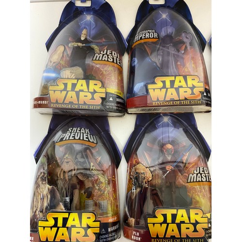 782 - 8 x figures from Star Wars Revenge of the Sith, new sealed on card made by Hasbro in 2005