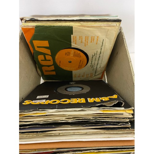 507 - Large selection of singles