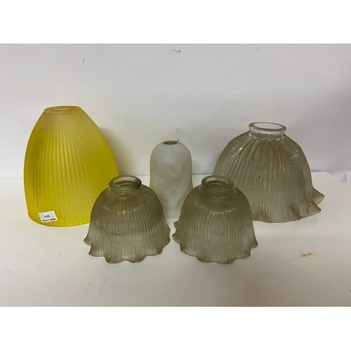 864 - Selection of 5 x vintage lightshades