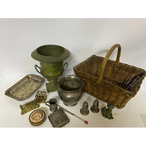 835 - Selection of metalware in wicker basket