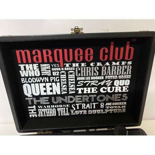 854 - Marquee Club portable vinyl player fully working