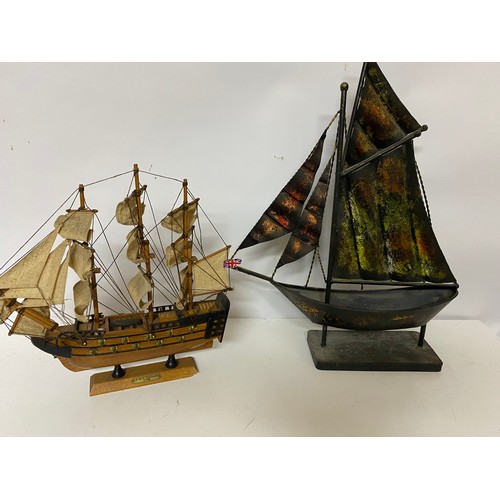 916 - Collection of 4 x model boats