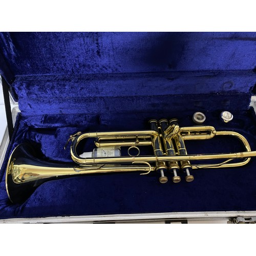 947 - Boosey and Hawkes 400 trumpet in hard case with book