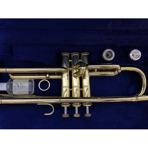 947 - Boosey and Hawkes 400 trumpet in hard case with book