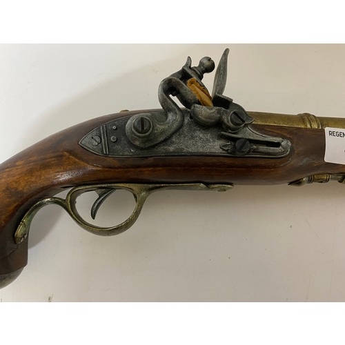 896 - Vintage ornamental flintlock pistol