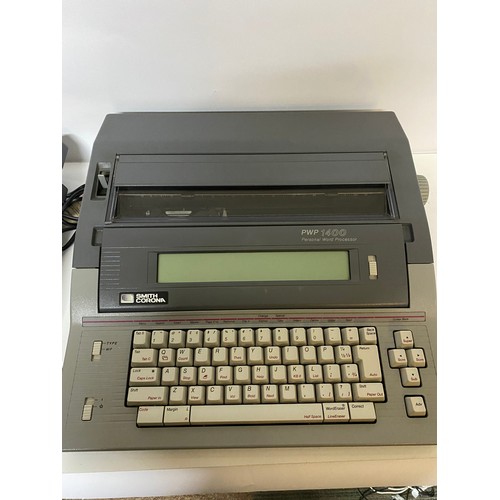 117 - Smith Corona PWP1400 word processor, powers up