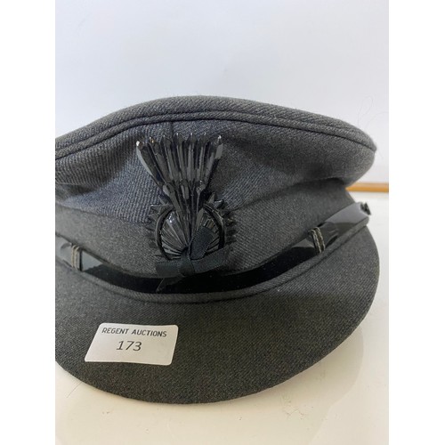 173 - A Gieves & Hawkes Chauffeurs drivers cap with black cockade