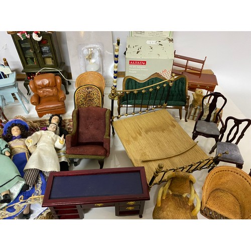 179 - Large collection of dolls house furniture