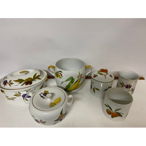 183 - Collection of Royal Worcester 'Evesham' including casserole dishes, pots, jars etc