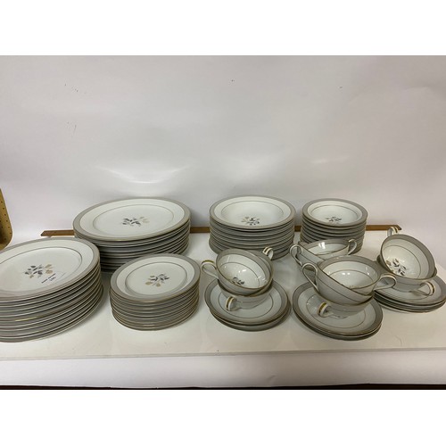 186 - A 70 piece set of Noritake 'Holbrook' comprising 10 x dinner plates, 10 x salad plates, 10 x side pl... 