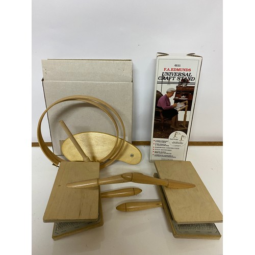 271 - Wooden craft items including, 2 pairs of felt making wool carders, a boxed new Elbesee 25cms hoop se... 