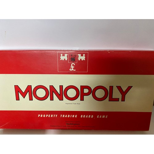 315 - Selection of vintage board games including Monopoly, Tension, Catch 19 etc