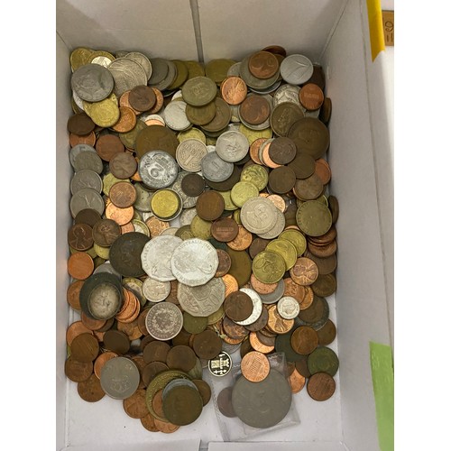 425 - Selection of foreign coins and notes