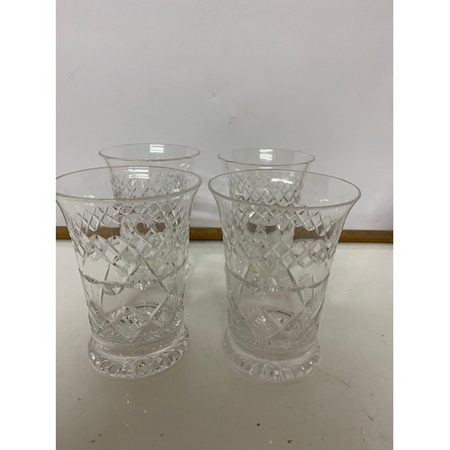 324 - Selection of glassware comprising of 4 glasses, basket bowl and decanter.