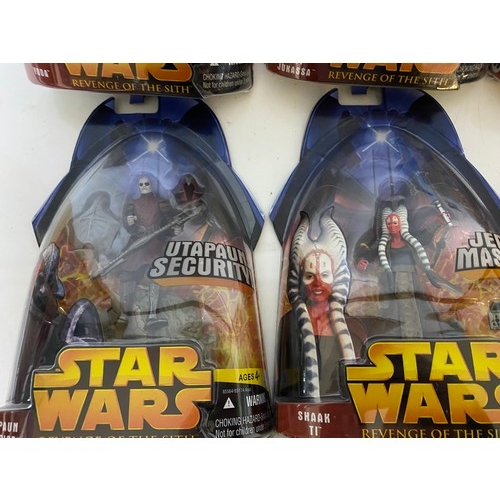 256 - Star Wars Revenge of the Sith, Eight figures in new condition sealed on card, made by Hasbro in 2005... 